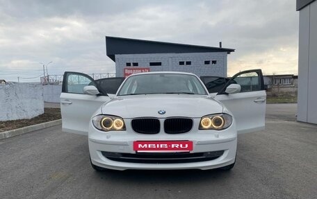 BMW 1 серия, 2011 год, 1 000 000 рублей, 6 фотография