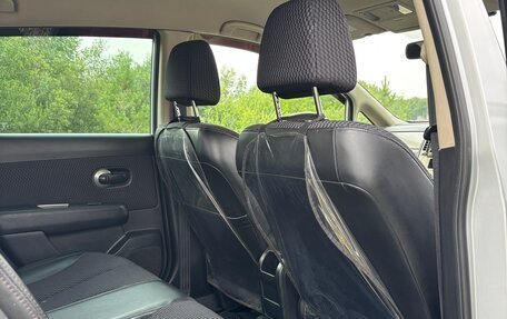 Nissan Tiida, 2010 год, 750 000 рублей, 13 фотография