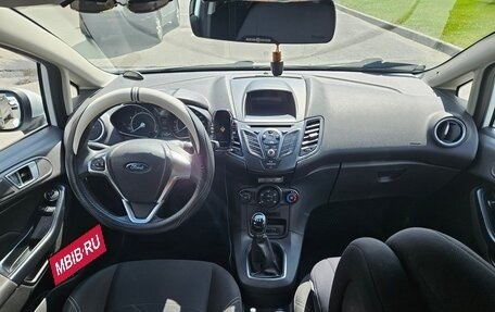 Ford Fiesta, 2015 год, 760 000 рублей, 14 фотография