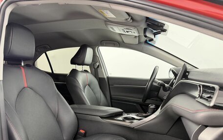 Toyota Camry, 2021 год, 3 250 000 рублей, 23 фотография
