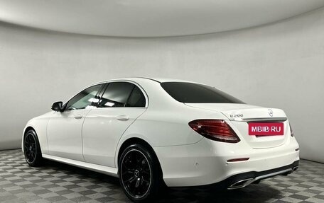 Mercedes-Benz E-Класс, 2020 год, 3 299 000 рублей, 6 фотография