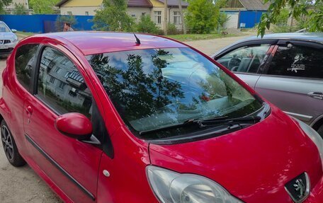 Peugeot 107 I рестайлинг, 2009 год, 340 000 рублей, 10 фотография
