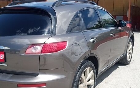 Infiniti FX I, 2003 год, 690 000 рублей, 5 фотография