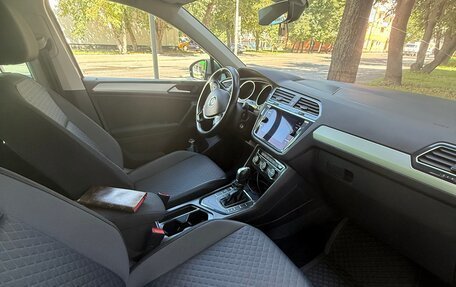 Volkswagen Tiguan II, 2019 год, 1 950 000 рублей, 6 фотография