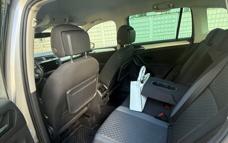 Volkswagen Tiguan II, 2019 год, 1 950 000 рублей, 13 фотография