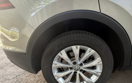 Volkswagen Tiguan II, 2019 год, 1 950 000 рублей, 18 фотография