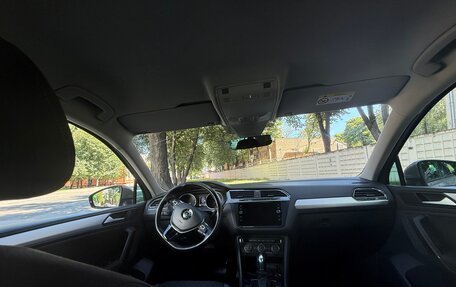 Volkswagen Tiguan II, 2019 год, 1 950 000 рублей, 15 фотография