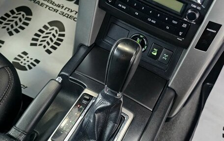 Toyota Land Cruiser Prado 150 рестайлинг 2, 2012 год, 3 099 000 рублей, 23 фотография