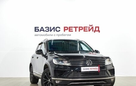 Volkswagen Touareg III, 2017 год, 3 399 000 рублей, 3 фотография