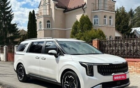 KIA Carnival, 2023 год, 5 550 000 рублей, 1 фотография