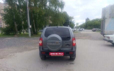Chevrolet Niva I рестайлинг, 2017 год, 730 000 рублей, 5 фотография