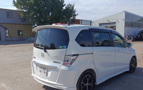 Honda Freed I, 2014 год, 1 233 000 рублей, 2 фотография