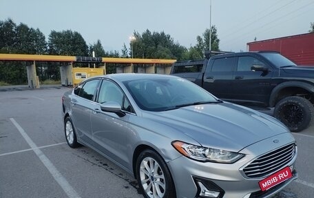 Ford Fusion (North America) II, 2020 год, 1 490 000 рублей, 5 фотография