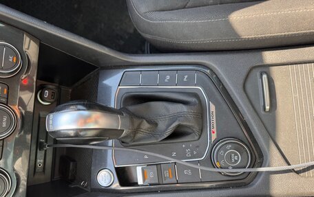Volkswagen Tiguan II, 2017 год, 1 790 000 рублей, 9 фотография
