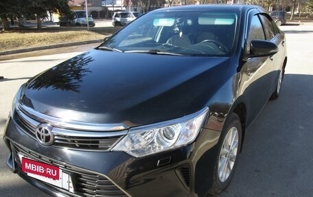 Toyota Camry, 2017 год, 2 490 000 рублей, 4 фотография