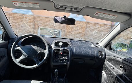 Mitsubishi Carisma I, 2003 год, 250 000 рублей, 11 фотография