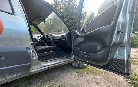 Chevrolet Niva I рестайлинг, 2006 год, 290 000 рублей, 10 фотография