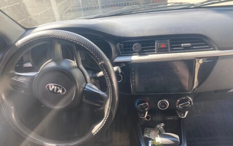 KIA Rio IV, 2017 год, 690 000 рублей, 3 фотография