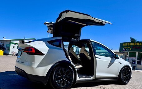 Tesla Model X I, 2022 год, 3 800 000 рублей, 3 фотография