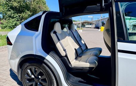 Tesla Model X I, 2022 год, 3 800 000 рублей, 5 фотография