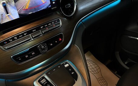 Mercedes-Benz V-Класс, 2024 год, 6 310 000 рублей, 6 фотография