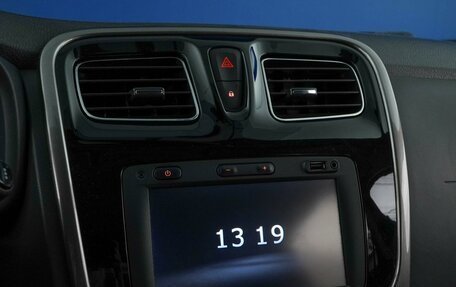 Renault Logan II, 2014 год, 949 777 рублей, 17 фотография