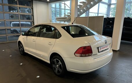 Volkswagen Polo VI (EU Market), 2011 год, 560 000 рублей, 5 фотография