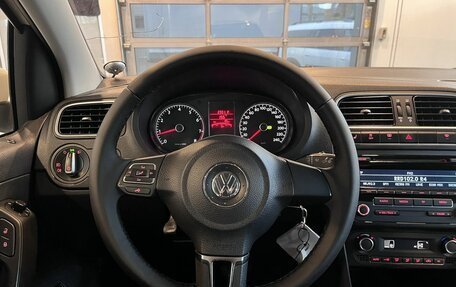 Volkswagen Polo VI (EU Market), 2011 год, 560 000 рублей, 10 фотография