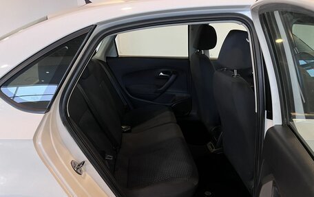Volkswagen Polo VI (EU Market), 2011 год, 560 000 рублей, 17 фотография