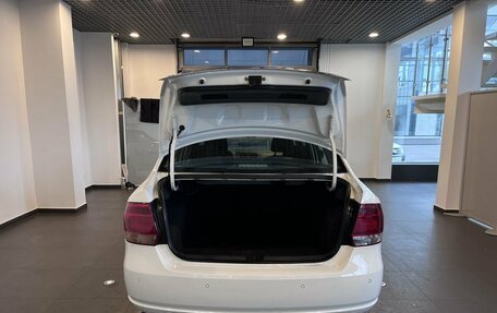 Volkswagen Polo VI (EU Market), 2011 год, 560 000 рублей, 37 фотография