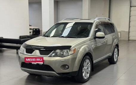 Mitsubishi Outlander III рестайлинг 3, 2007 год, 1 175 000 рублей, 1 фотография