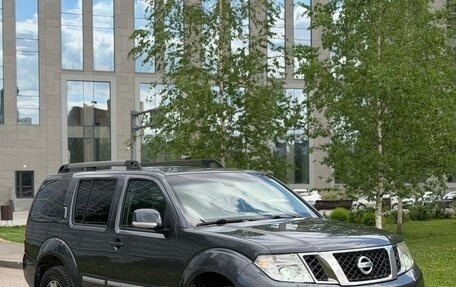 Nissan Pathfinder, 2012 год, 720 000 рублей, 1 фотография