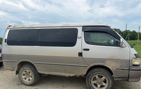 Toyota HiAce H100, 1998 год, 260 000 рублей, 3 фотография