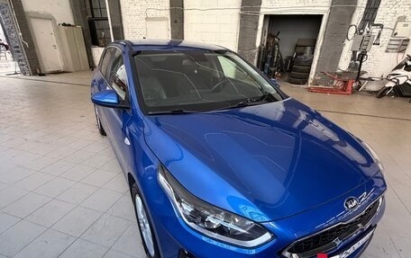 KIA cee'd III, 2018 год, 2 000 000 рублей, 2 фотография