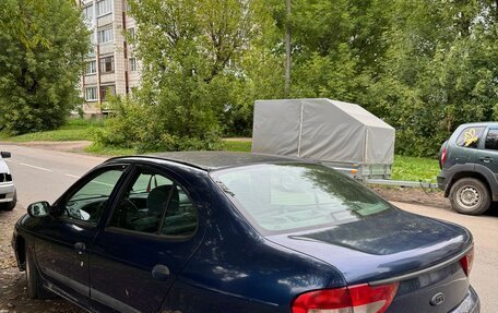 Renault Megane II, 2001 год, 47 000 рублей, 2 фотография
