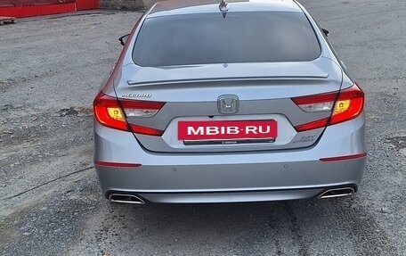 Honda Accord IX рестайлинг, 2018 год, 3 150 000 рублей, 15 фотография