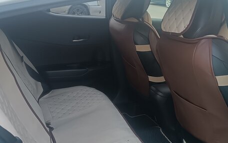 Toyota C-HR I рестайлинг, 2017 год, 1 850 000 рублей, 4 фотография