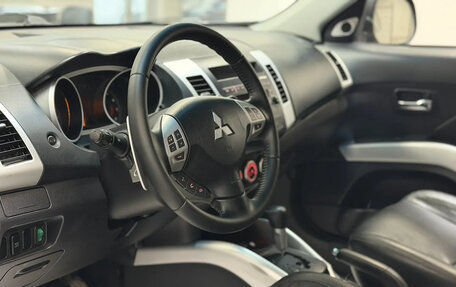 Mitsubishi Outlander III рестайлинг 3, 2007 год, 1 175 000 рублей, 9 фотография