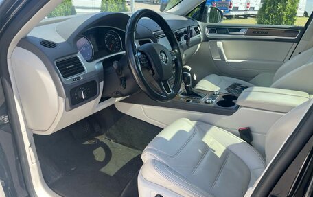 Volkswagen Touareg III, 2016 год, 3 333 000 рублей, 4 фотография