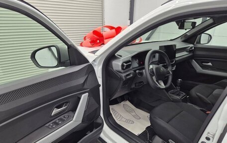 Renault Duster, 2026 год, 3 100 000 рублей, 9 фотография