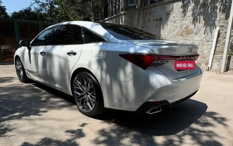 Toyota Avalon, 2022 год, 4 900 000 рублей, 9 фотография