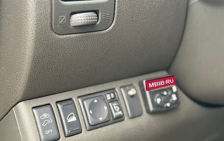 Nissan Pathfinder, 2012 год, 720 000 рублей, 11 фотография