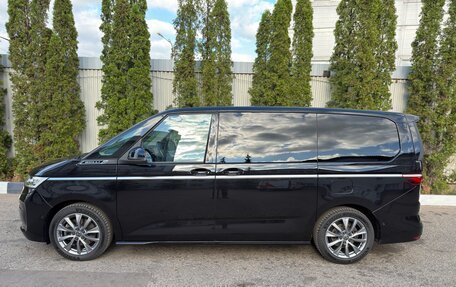 Volkswagen Multivan, 2022 год, 7 900 000 рублей, 8 фотография