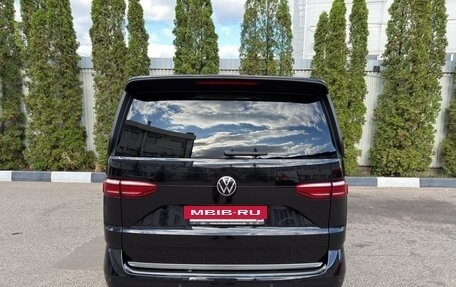 Volkswagen Multivan, 2022 год, 7 900 000 рублей, 6 фотография