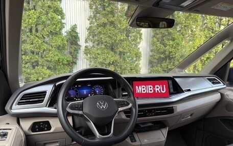 Volkswagen Multivan, 2022 год, 7 900 000 рублей, 9 фотография
