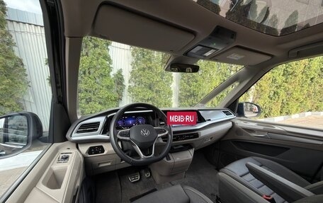 Volkswagen Multivan, 2022 год, 7 900 000 рублей, 10 фотография