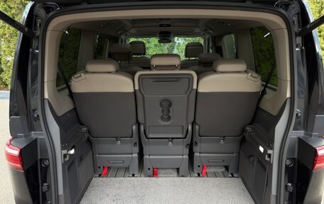 Volkswagen Multivan, 2022 год, 7 900 000 рублей, 27 фотография