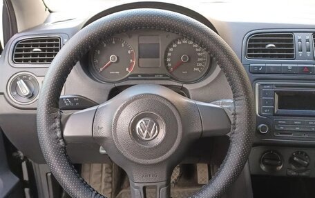 Volkswagen Polo VI (EU Market), 2013 год, 400 000 рублей, 4 фотография