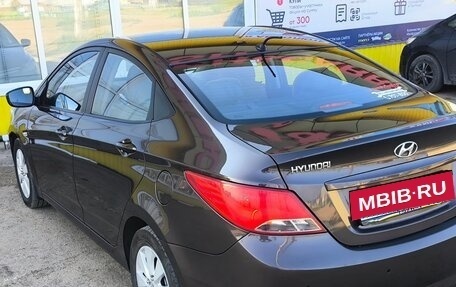 Hyundai Solaris II рестайлинг, 2014 год, 900 000 рублей, 3 фотография