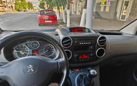 Peugeot Partner II рестайлинг 2, 2016 год, 1 175 000 рублей, 6 фотография